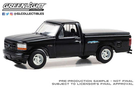 1:64 1994 Ford F-150 SVT Lightning with Tonneau Bed Cover - Black (Hobby Exclusive) (Copy)