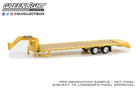 Greenlight Collectibles 1:64 Gooseneck Trailer - Yellow with Red and White Conspicuity Stripes (Hobby Exclusive)