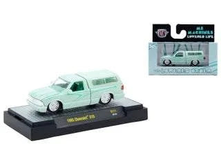 M2 Machines 1:64 Auto-Thentics Release 111 Assortment 2026 32500-111 6 Piece Set Now Then & Forever Collectibles