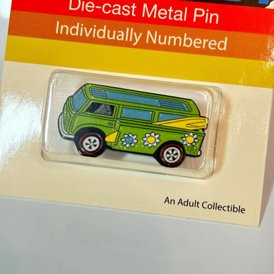 ENAMEL COLLECTORS PIN- BEACH BOMBS GREEN