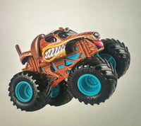 Monster Jam 1:64, Official Monster Mutt Monster Truck - Brand New!!! Now Then & Forever Collectibles