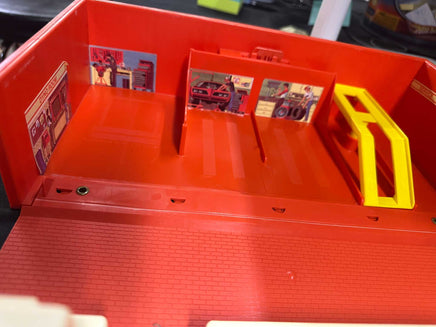 Vintage 1981 Mattel Hot Wheels Inside Track Sto & Go Playset Carrying Case Now Then & Forever Collectibles