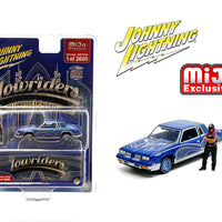 Johnny Lightning 1:64 Lowriders 1984 Oldsmobile Cutlass with American Diorama Figure Limited 3,600 Pieces – Mijo Exclusives