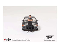 Mini GT Nissan GT-R R32 Nismo Gunmetal w/ Tsugio Matsuda Figure 1/64