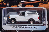 GREENLIGHT 2024 HOBBY EXCLUSIVE WHITE 1993 FORD BRONCO XLT REAL RIDERS!!