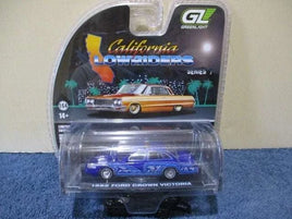 GREENLIGHT 2025 CALIFORNIA LOWRIDERS SERIES 7, 1992 FORD CROWN VICTORIA