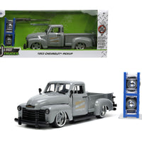 Jada 1:24 1953 Chevrolet Pickup – Just Trucks with Rack and Extra Wheels