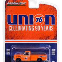 Greenlight Union 76 90th Anniversary 1972 Chevrolet C-10 Pickup Truck